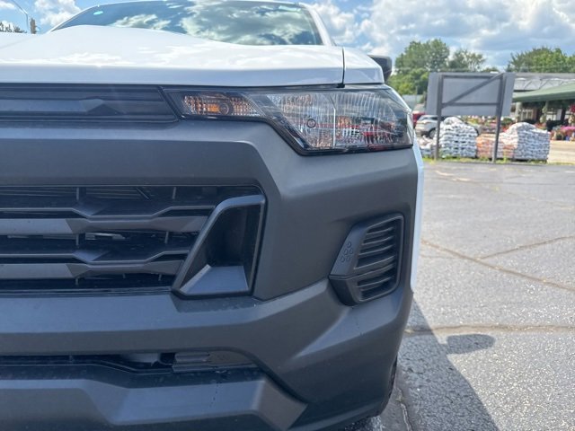 2025 Chevrolet Colorado LT photo 10