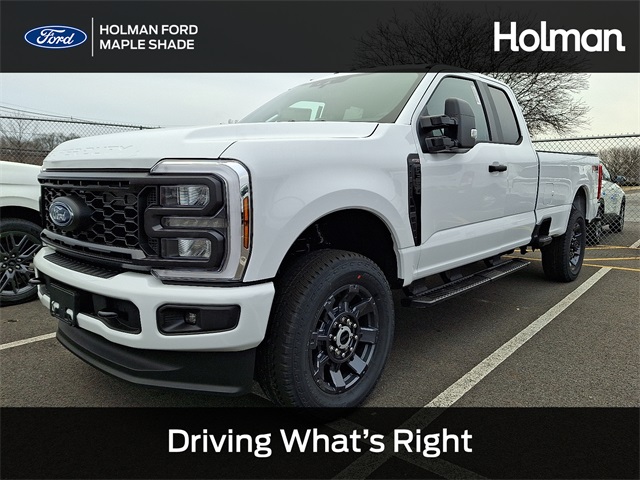 2026 Ford F-350 Super Duty XL's photo