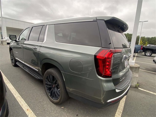 2023 Gmc Yukon XL SLT photo 5
