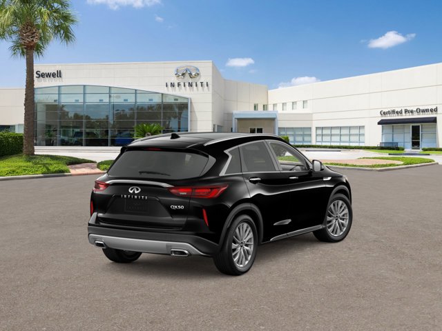 2025 Infiniti QX50 Luxe AWD photo 2