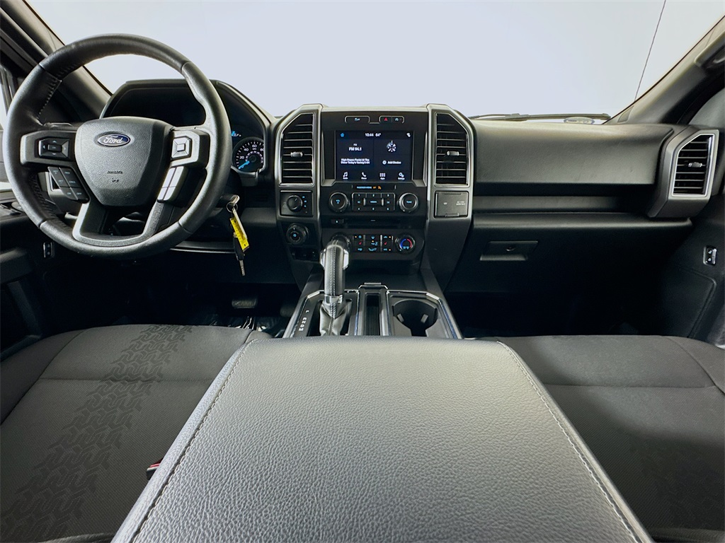 2018 Ford F-150 XLT photo 14
