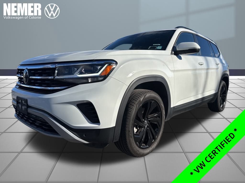 2022 Volkswagen Atlas SE w/Tech's photo