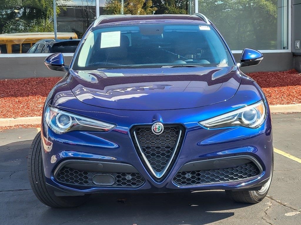 2019 Alfa Romeo Stelvio Ti photo 3