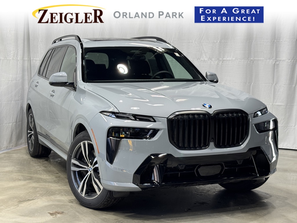 2026 BMW X7 40i's photo