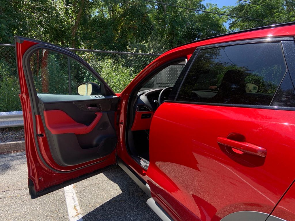 2020 Jaguar F-PACE SVR photo 13