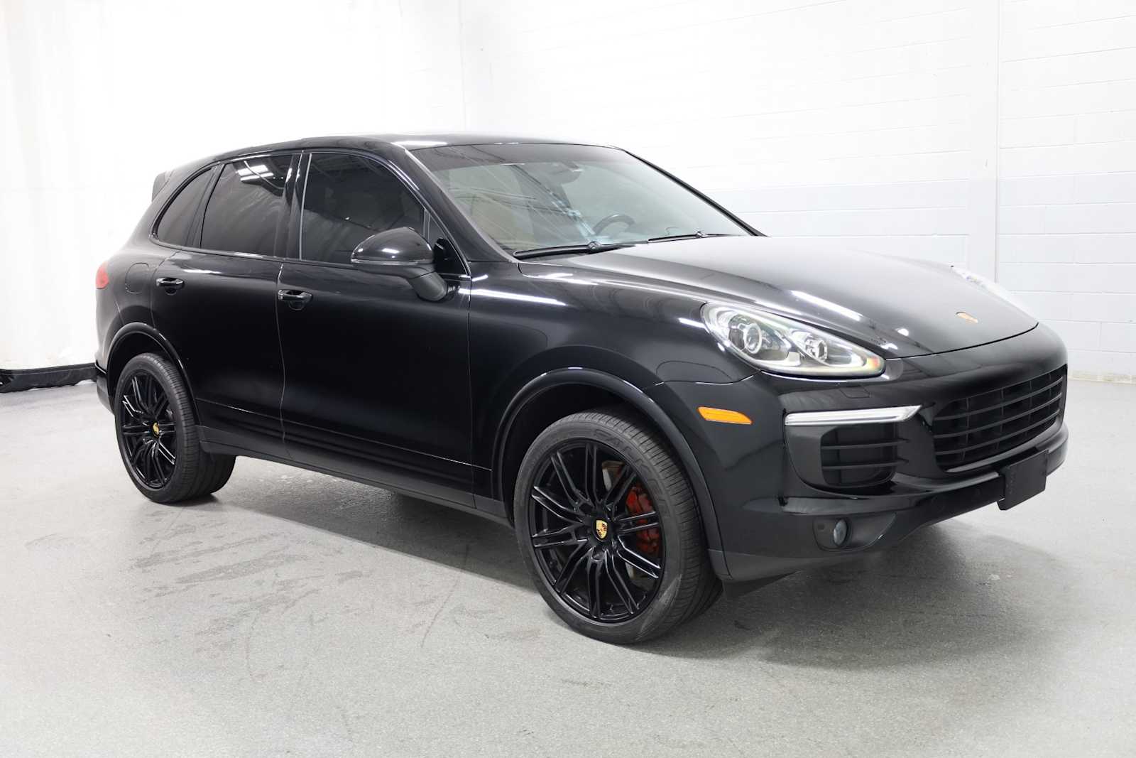 2018 Porsche Cayenne Platinum Edition photo 13