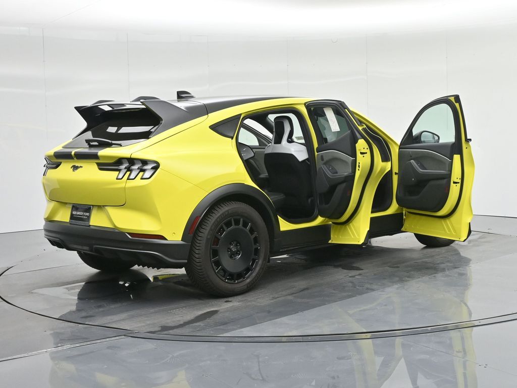 2024 Ford Mustang Mach-E GT photo 31
