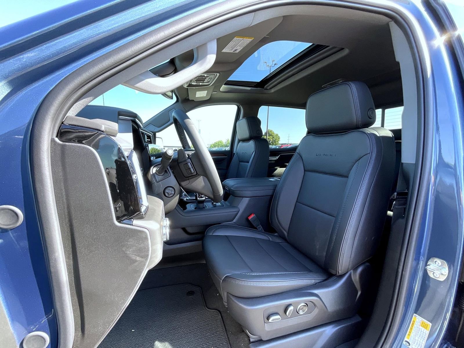 2026 Gmc Sierra 1500 Denali photo 10