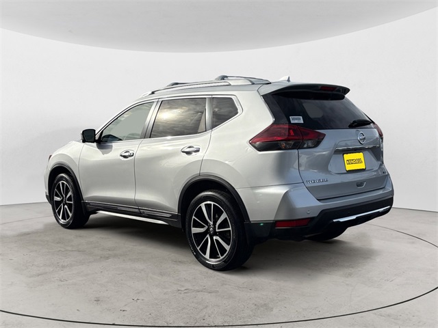 2019 Nissan Rogue SL photo 3