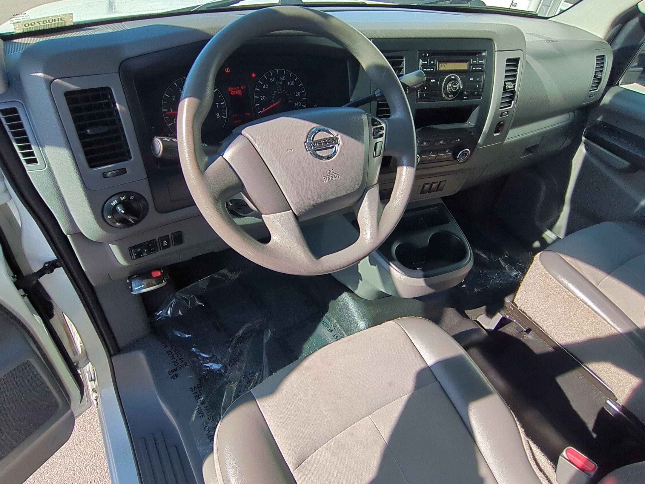 2015 Nissan NV3500 photo 12