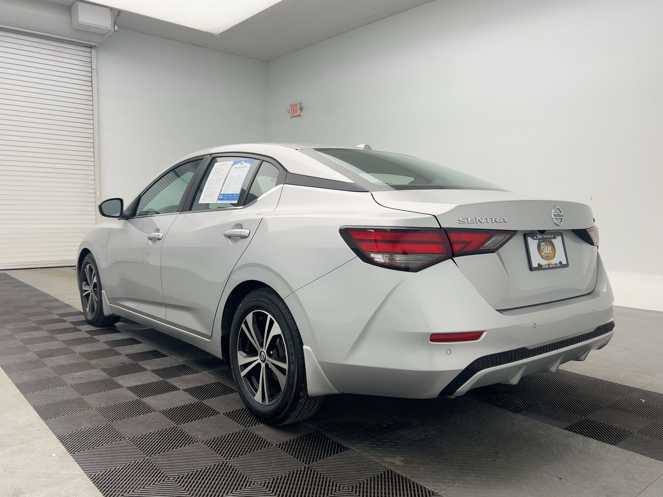 2021 Nissan Sentra SV photo 2