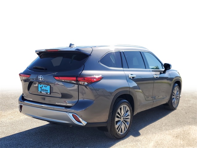 2021 Toyota Highlander Platinum photo 4