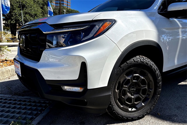 2025 Honda Ridgeline RTL photo 3