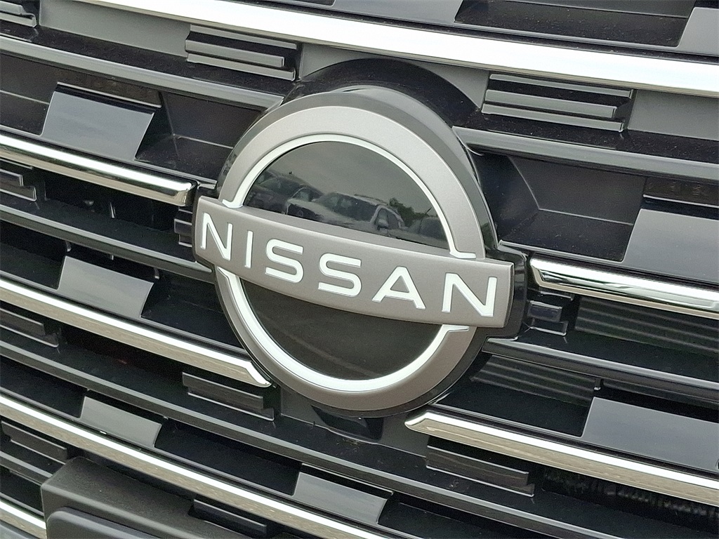 2026 Nissan Rogue SV photo 5