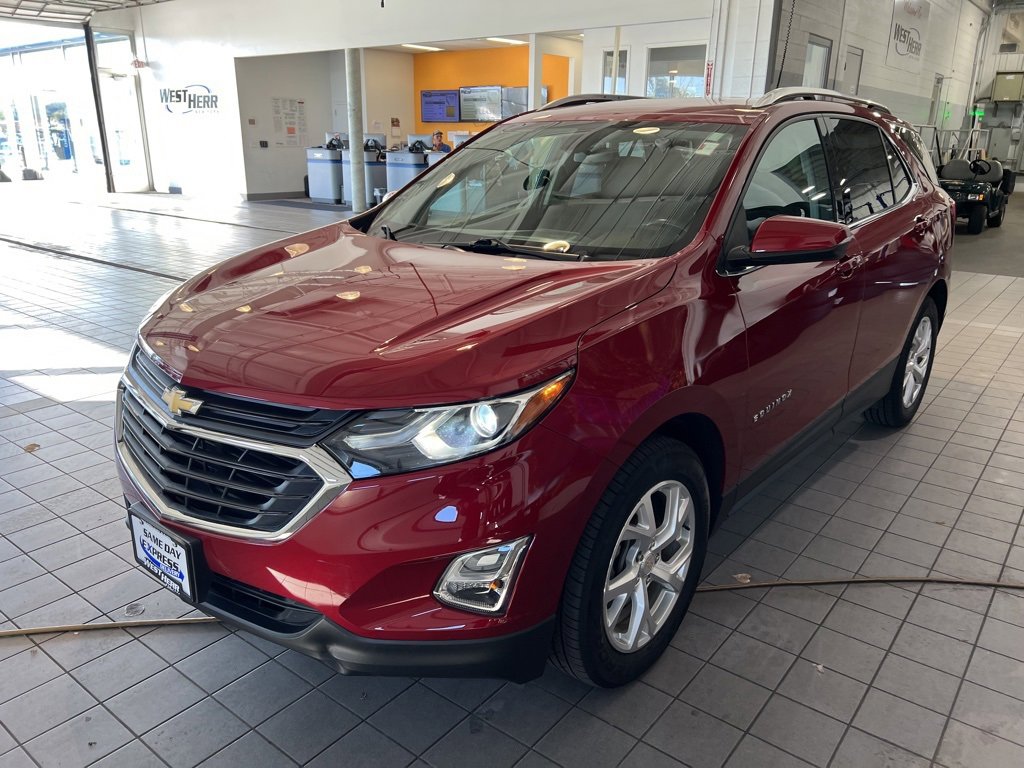 2019 Chevrolet Equinox LT photo 3