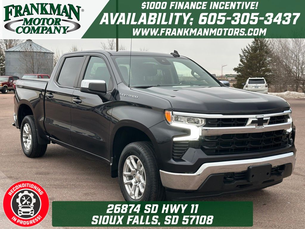 2022 Chevrolet Silverado 1500 LT's photo