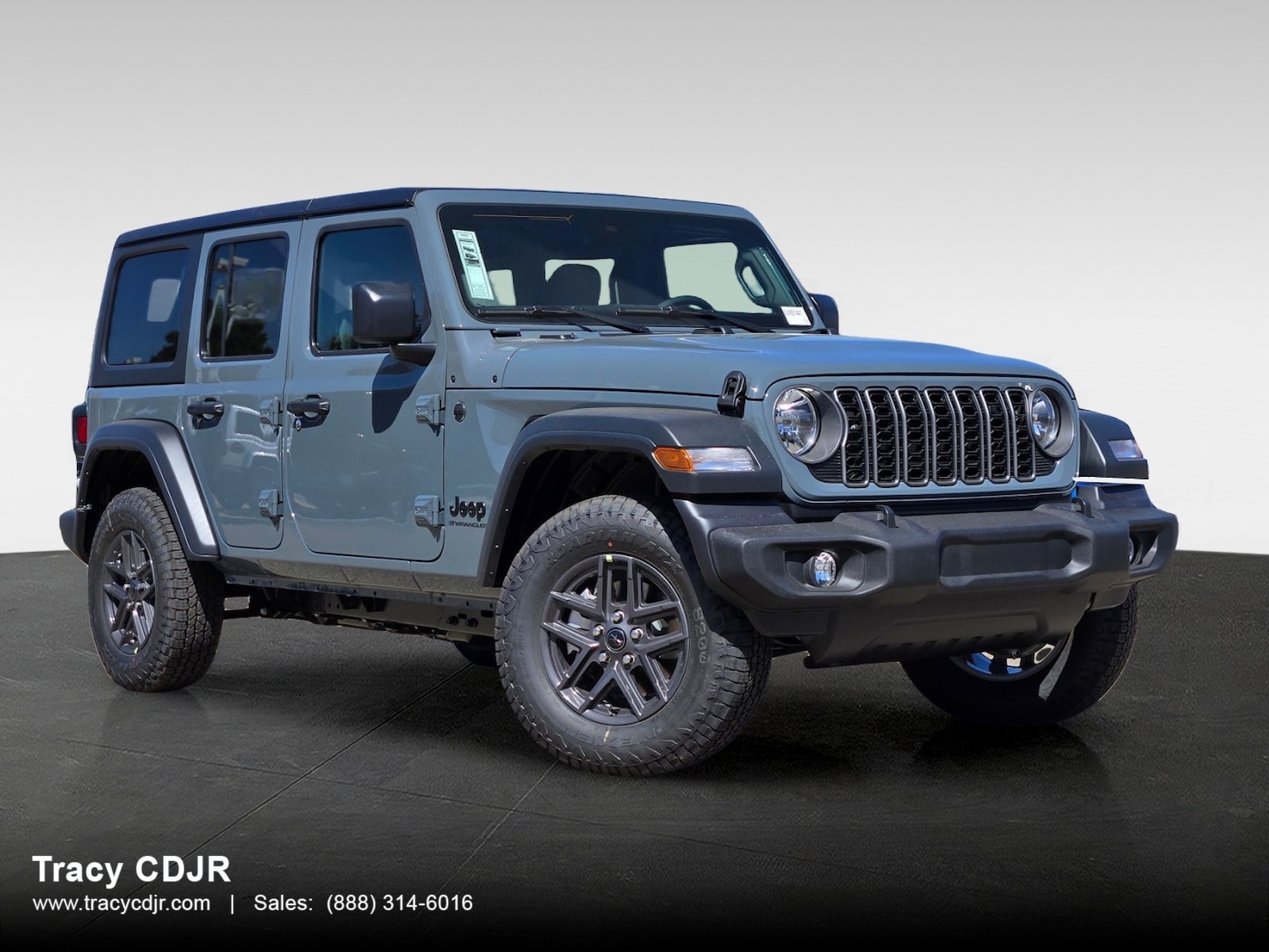 2025 Jeep Wrangler Sport S's photo