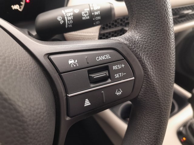 2023 Honda HR-V LX photo 13