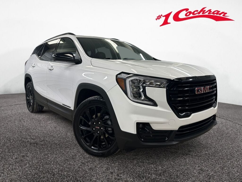 2023 GMC Terrain SLT's photo
