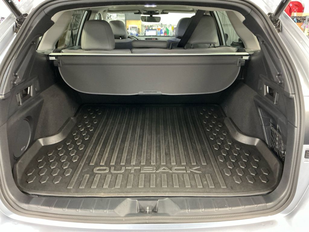 2024 Subaru Outback Limited photo 16