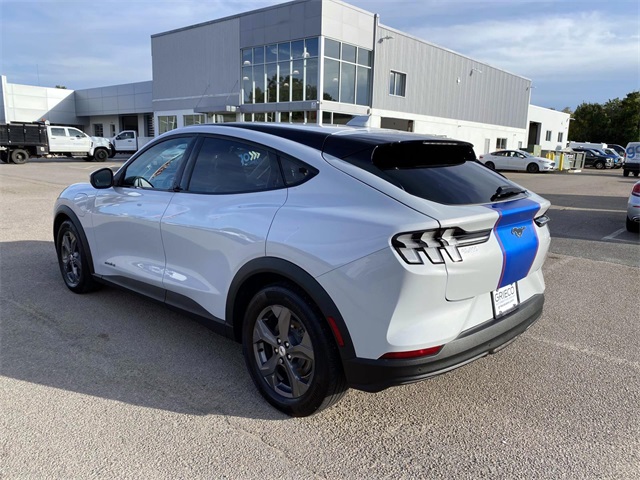 2021 Ford Mustang Mach-E Select photo 6