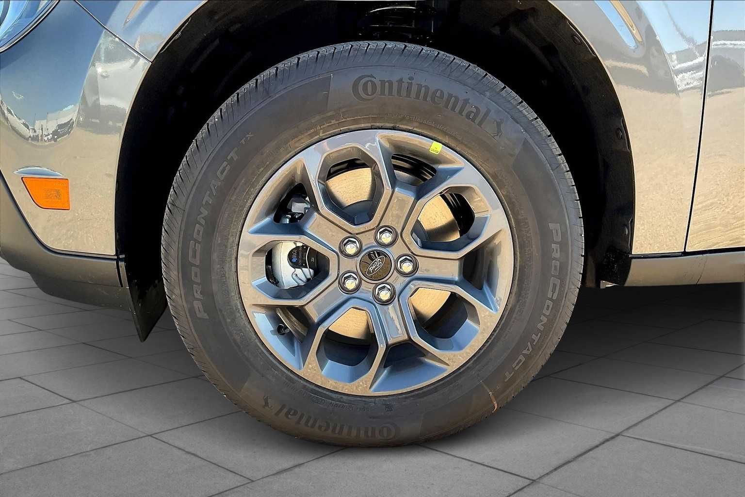 2025 Ford Maverick XLT photo 10