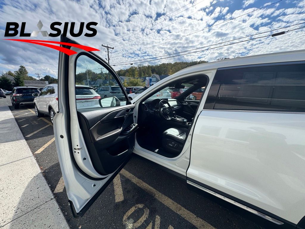 2021 Mazda CX-9 Signature photo 7