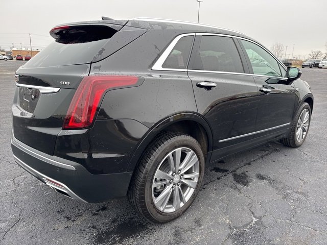 2025 Cadillac XT5 Premium Luxury photo 2