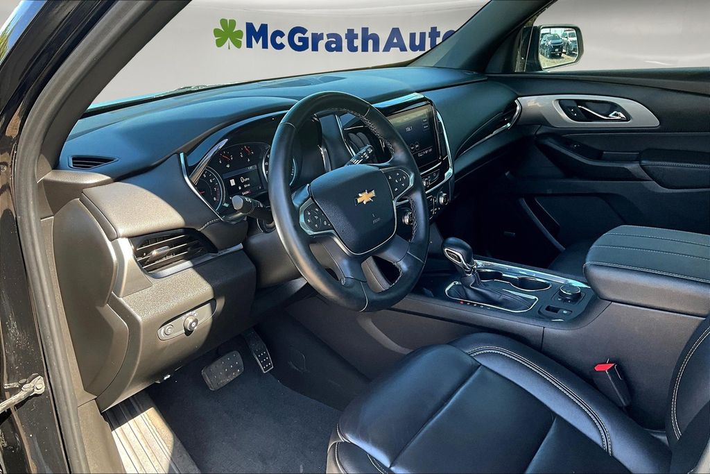 2023 Chevrolet Traverse Leather photo 14