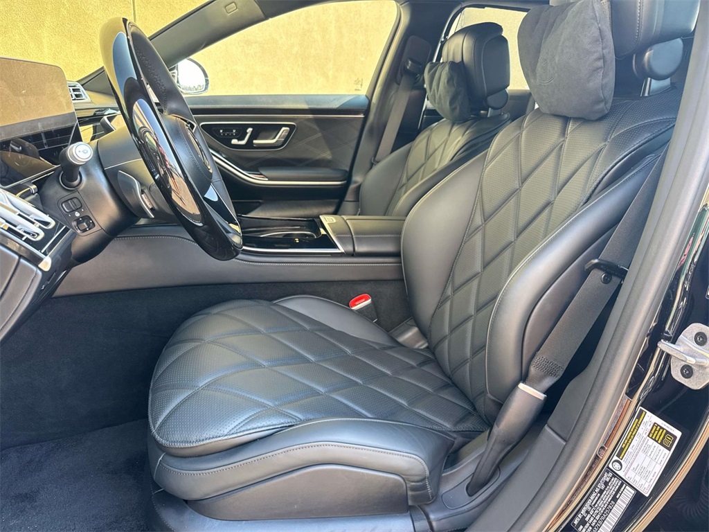 2024 Mercedes Benz S Maybach 680 4MATIC photo 4