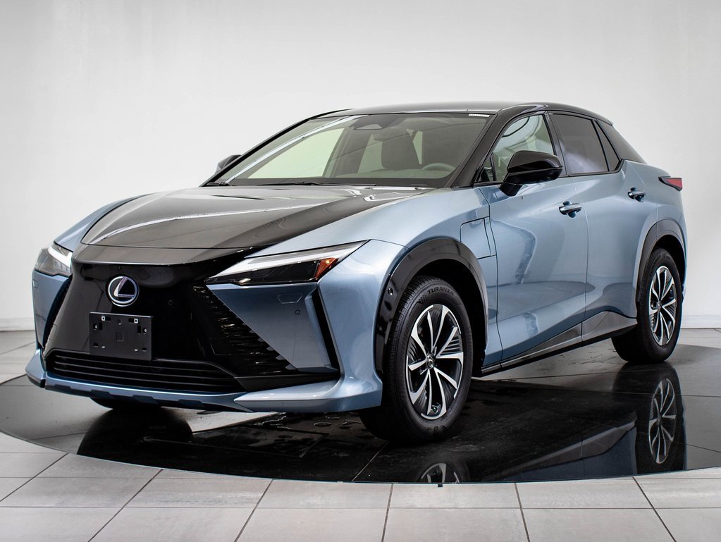 2023 Lexus RZ Premium's photo