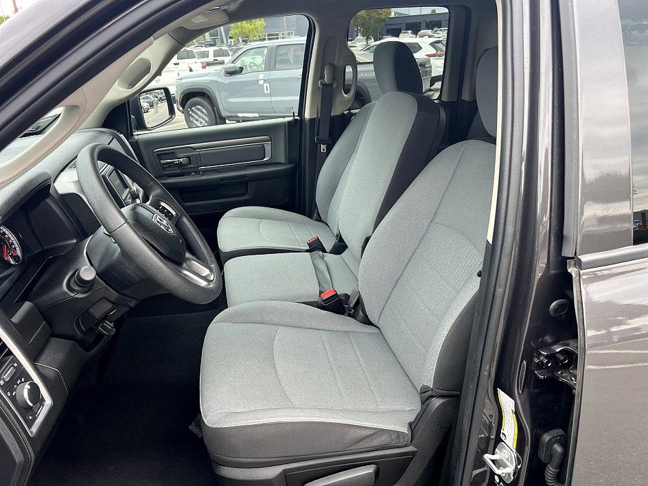 2024 Ram 1500 Classic SLT photo 13