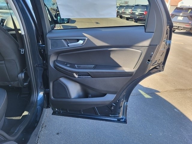 2024 Ford Edge SE photo 32