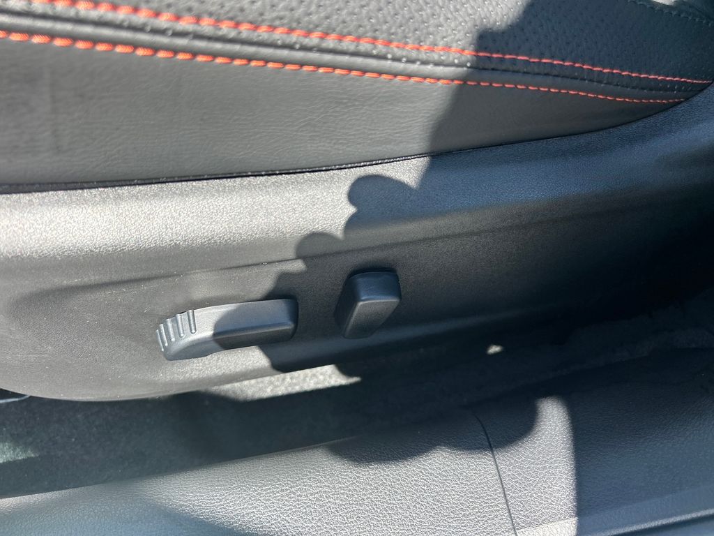 2025 Nissan Altima 2.5 SR photo 14