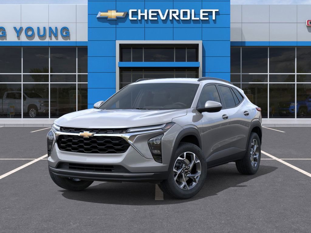 2025 Chevrolet Trax LT photo 3