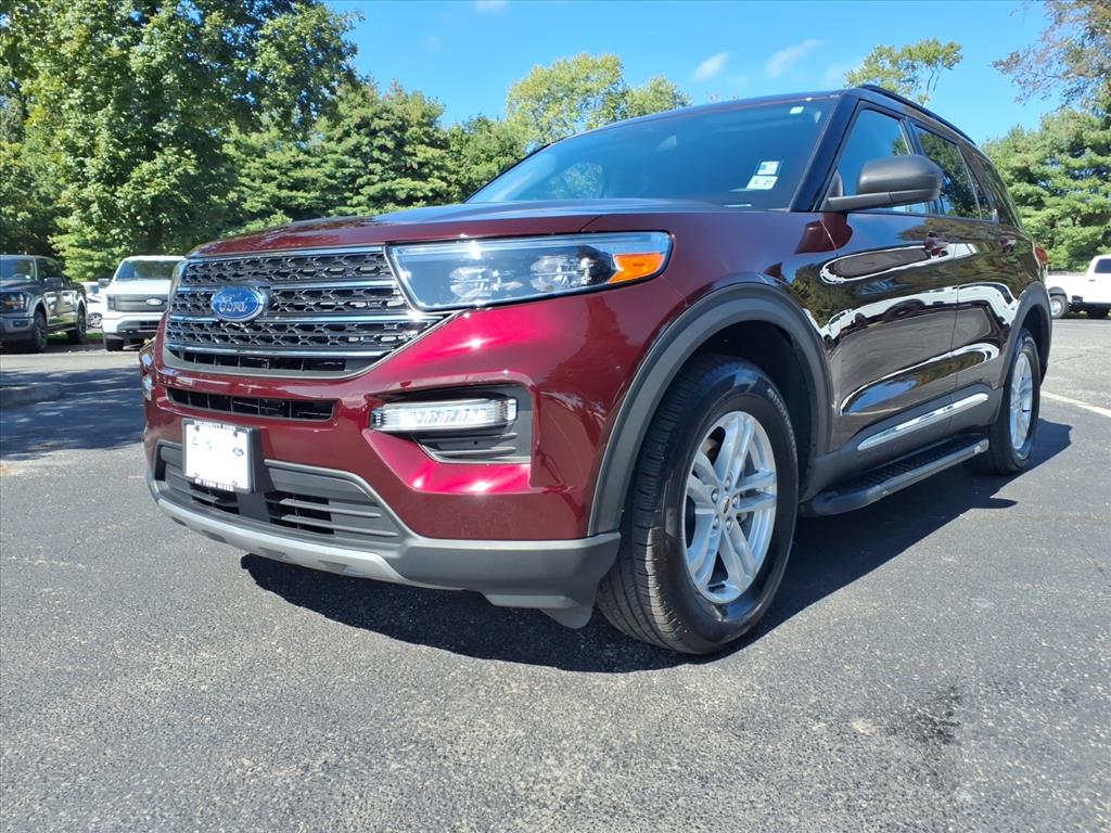 2022 Ford Explorer XLT photo 3