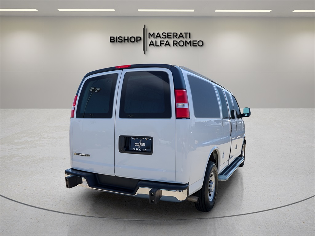 2023 Chevrolet Express 2500 Work Van photo 3