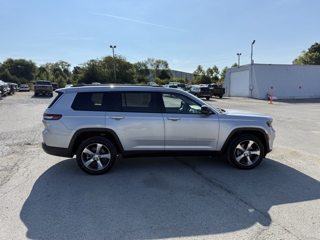 2022 Jeep Grand Cherokee Limited photo 4