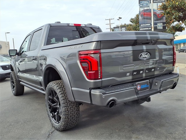 2025 Ford F-150 Lariat photo 4