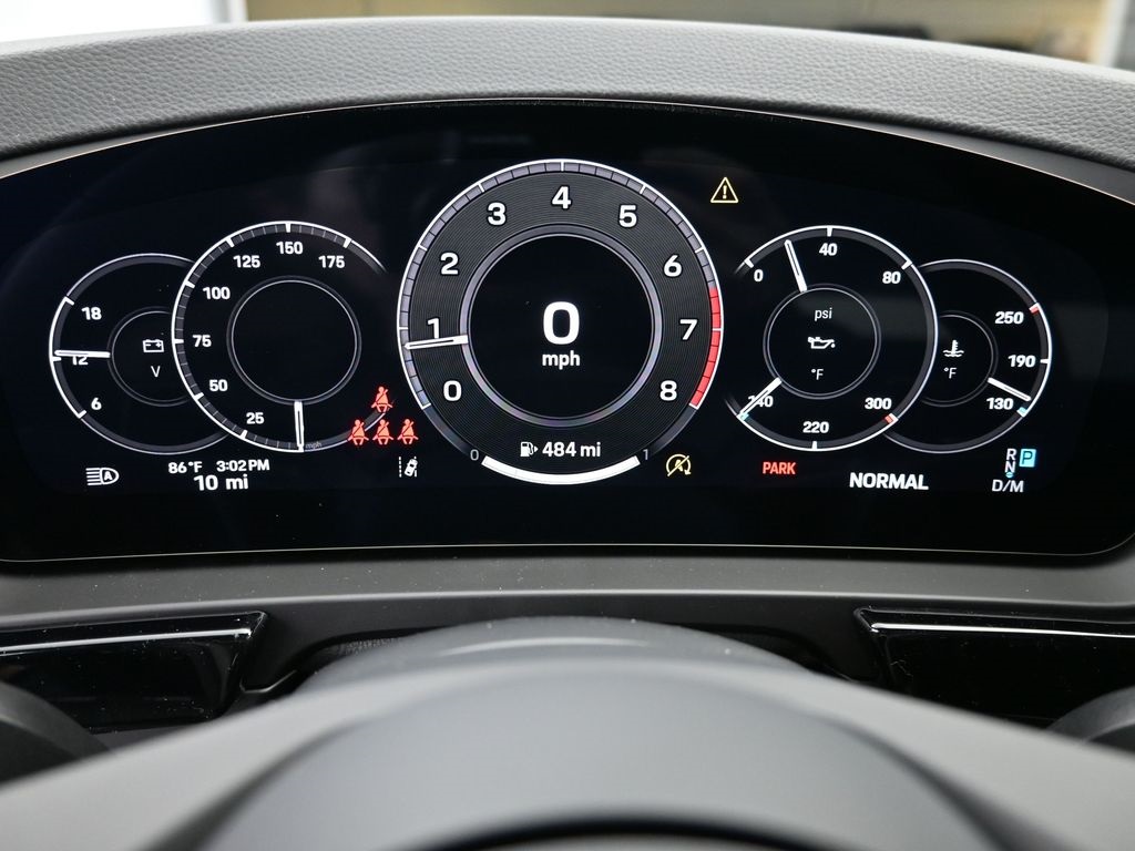 2026 Porsche Cayenne photo 24
