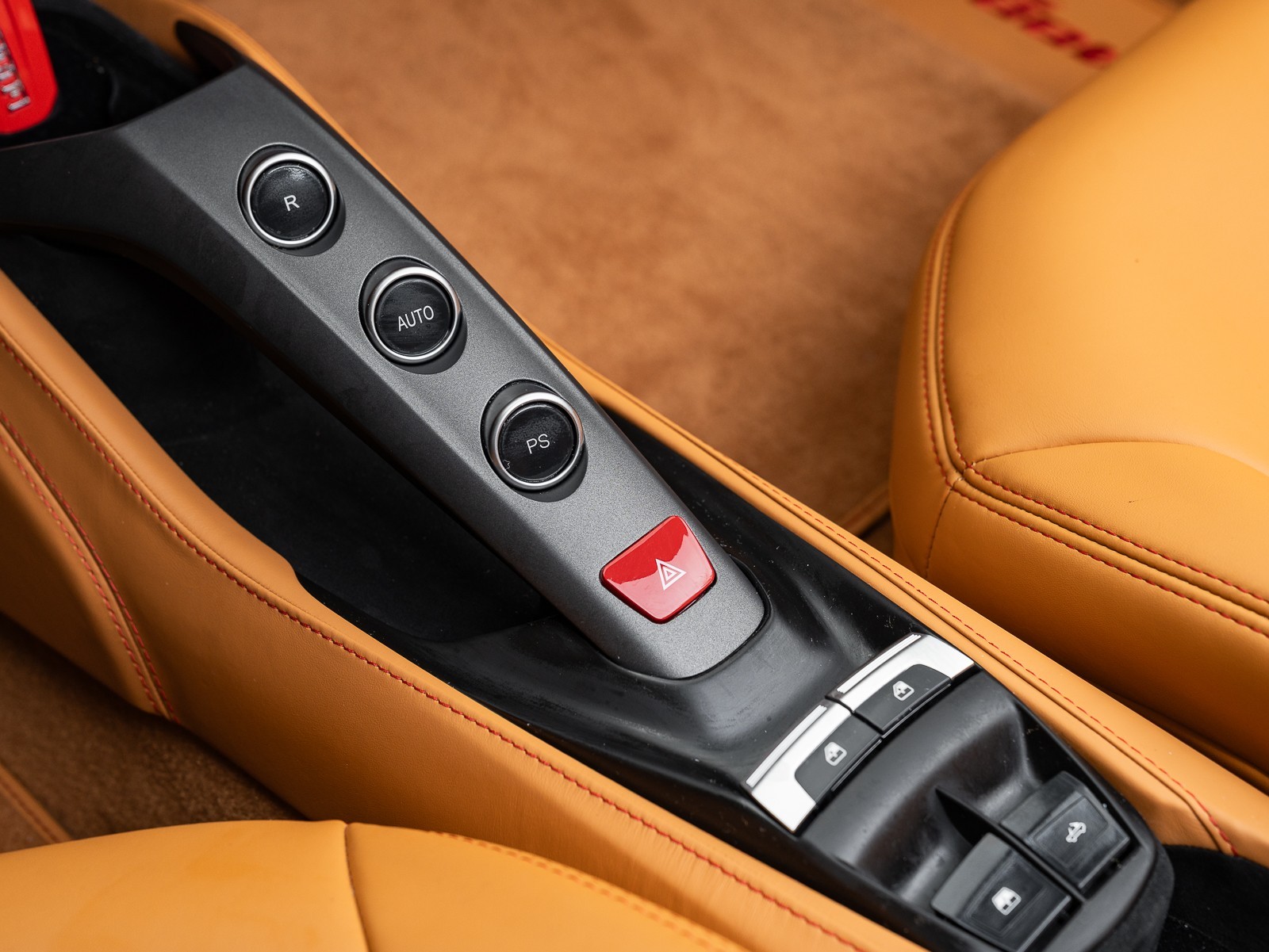 2019 Ferrari 488 Spider photo 35