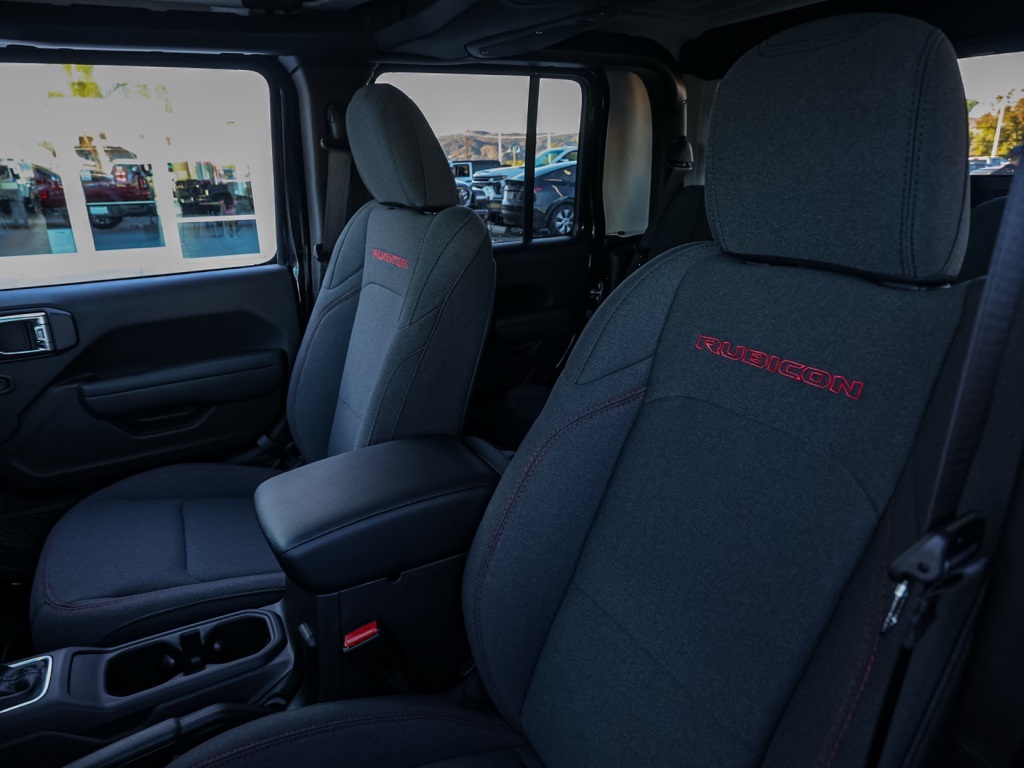 New 2026 Black Clear-Coat Exterior Paint Jeep Rubicon image 14