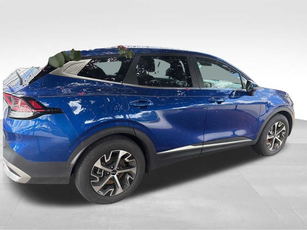 2024 Kia Sportage EX photo 12