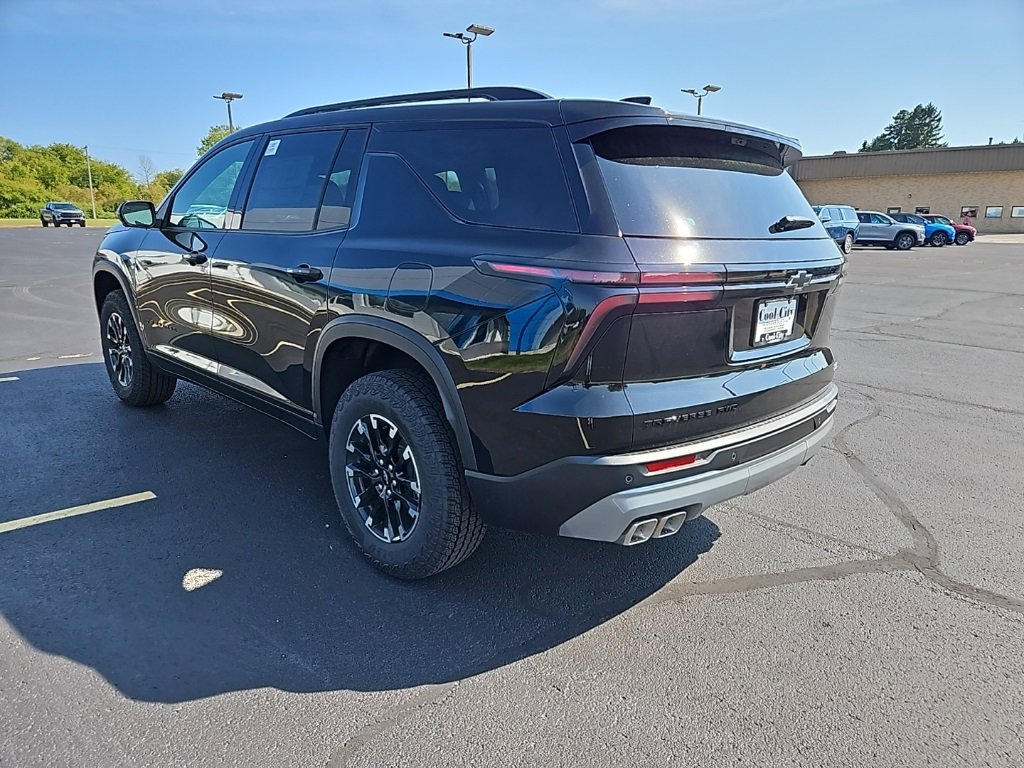 2026 Chevrolet Traverse Z71 photo 5