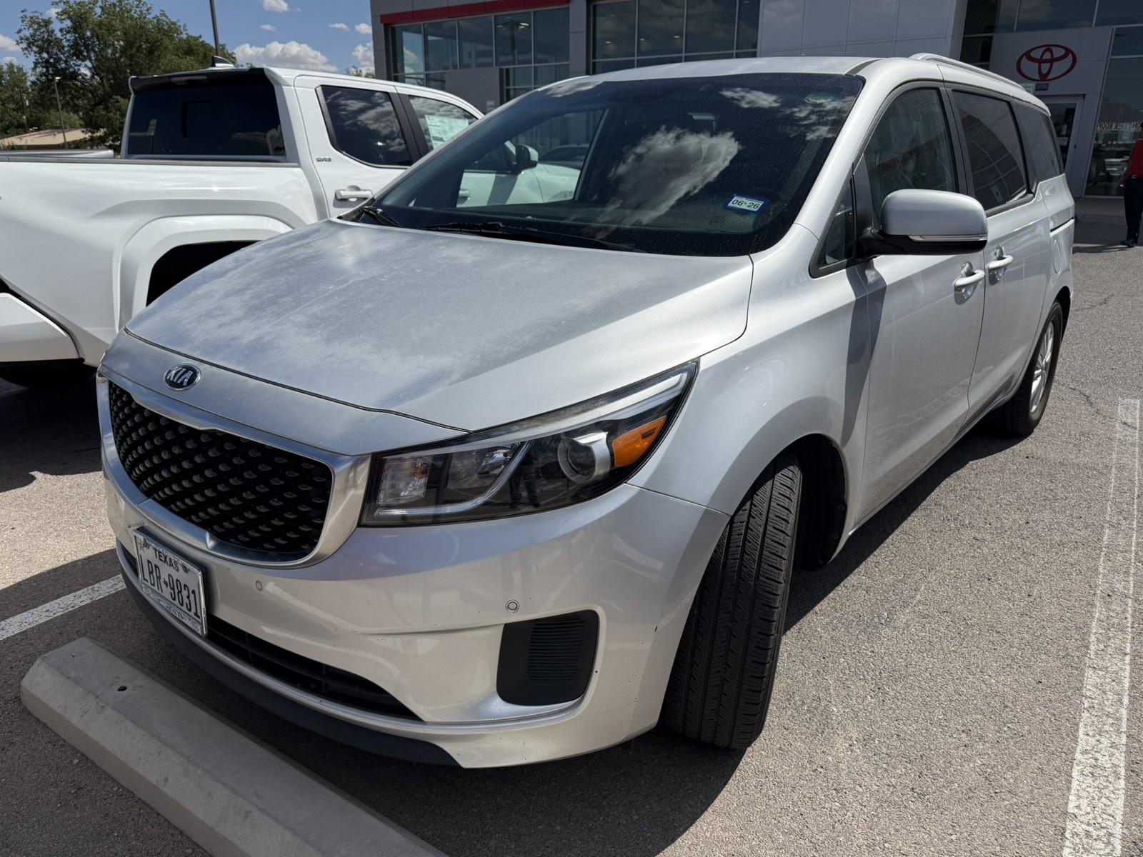 Used 2017 SILVER Kia LX image 1