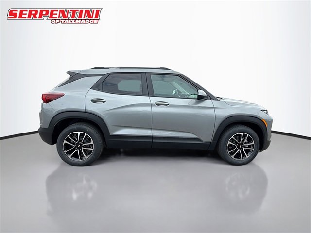 2026 Chevrolet Trailblazer LT photo 4
