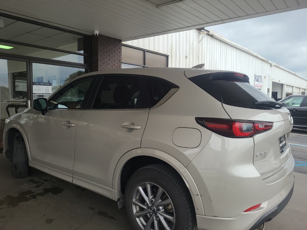 2024 Mazda CX-5 2.5 Select photo 3