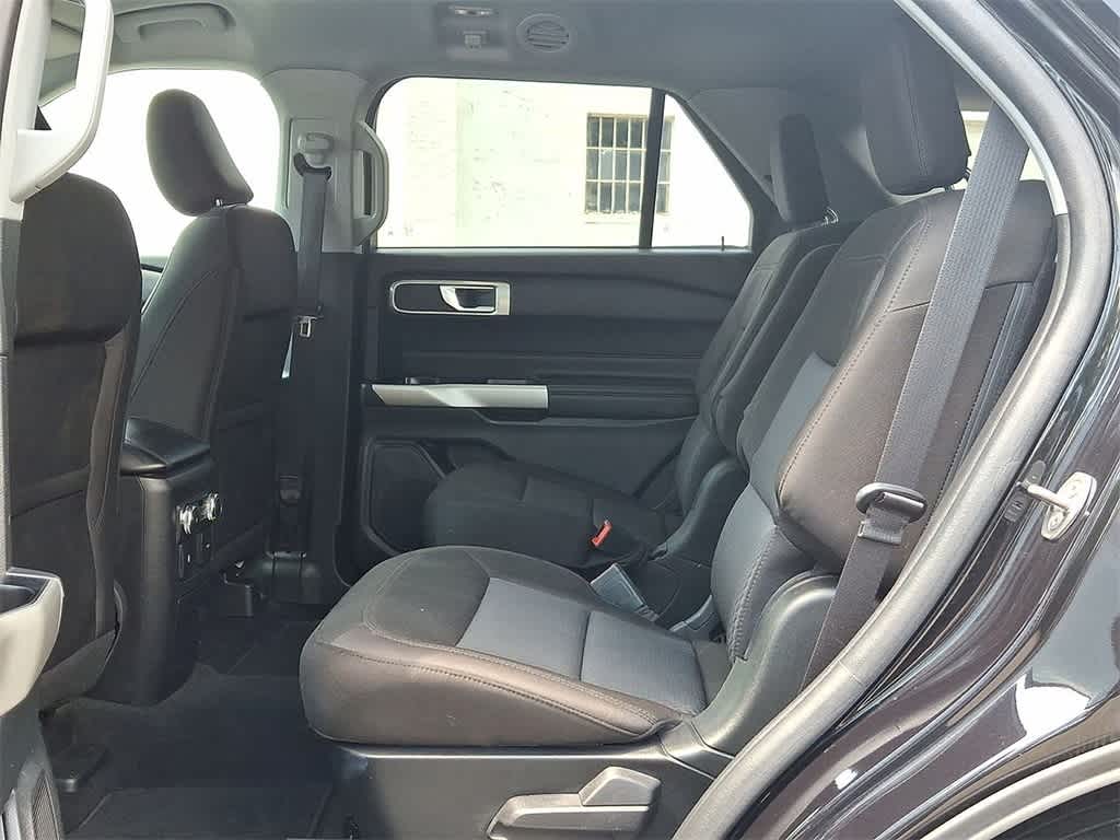 2022 Ford Explorer XLT photo 18