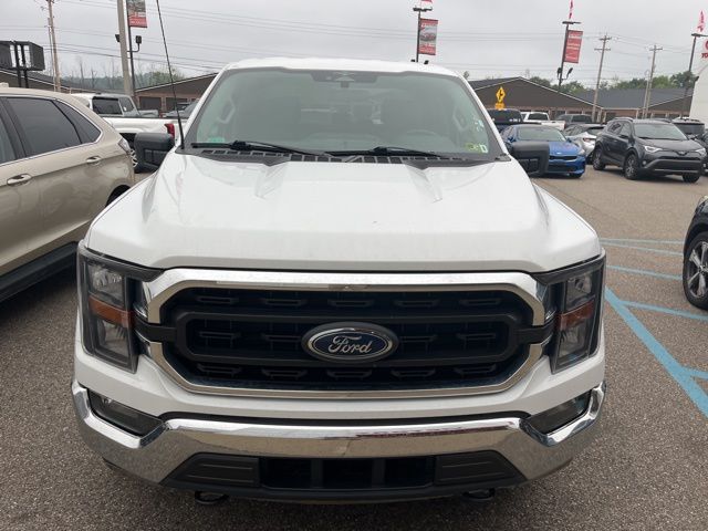 2023 Ford F-150 XLT photo 2