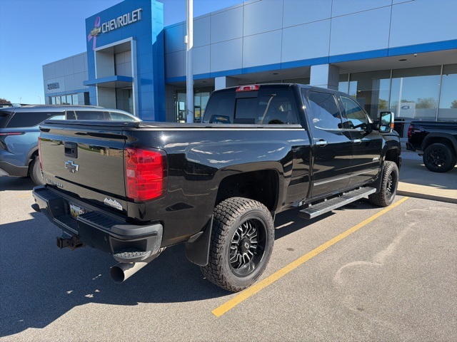 2018 Chevrolet Silverado 2500HD High Country photo 4